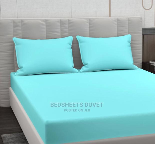 Turquoise Blue Fitted Sheet Set · Photo 2