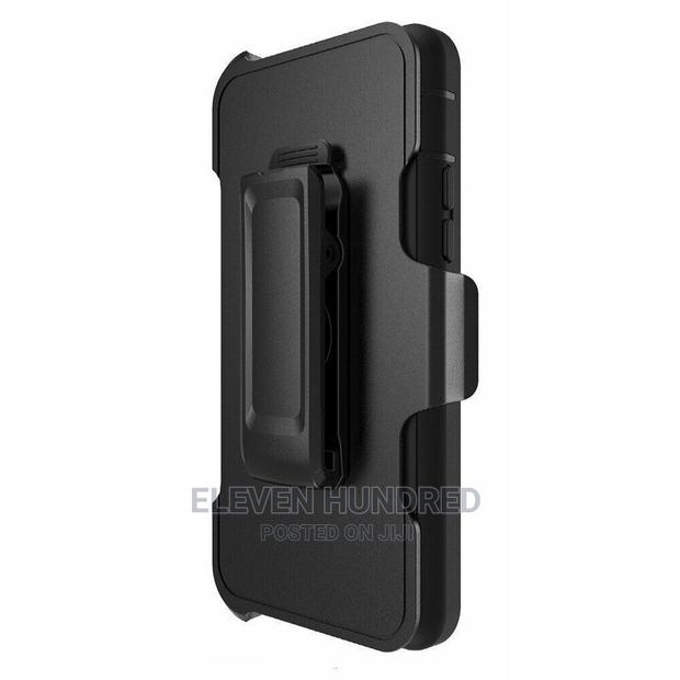 iPhone 12 Mini (Otterbox Defender Pro Case)) · Photo 4