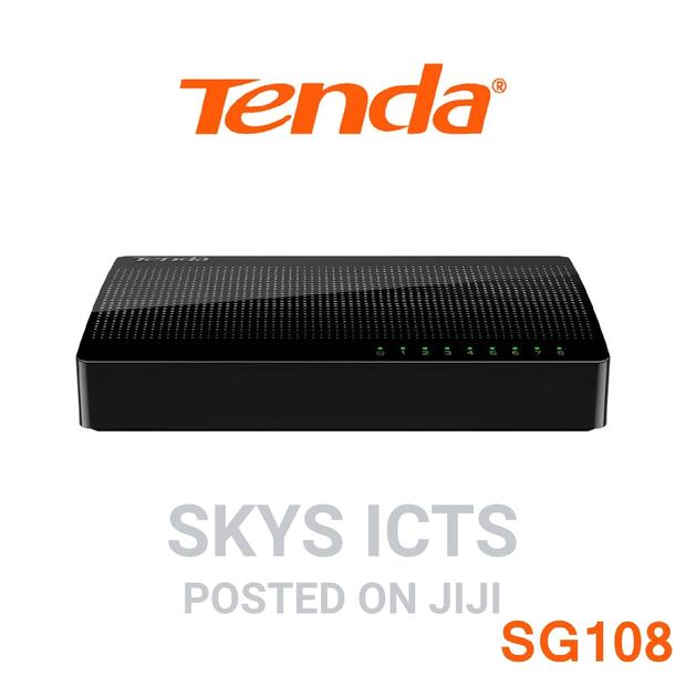 8 Port Gigabit Switch · Photo 2