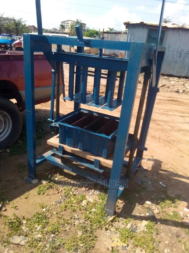 Pavement and Block Making Machines for Sale · Photo 4