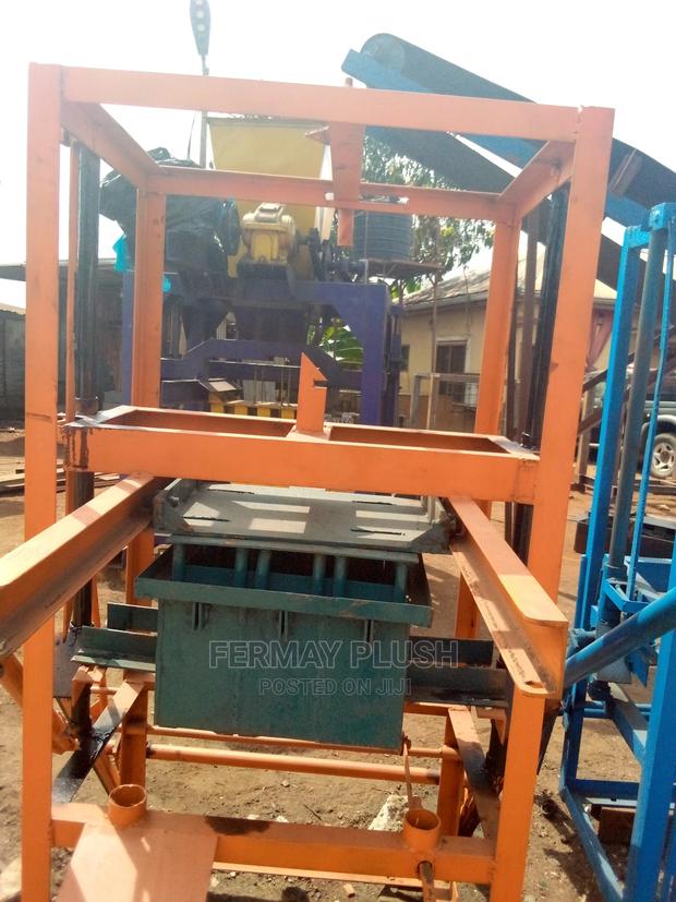 Neat and High Compression Machine for Sale · Photo 2