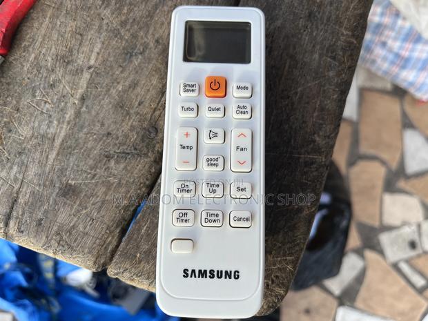 Samsung Air Condition Remote · Photo 2