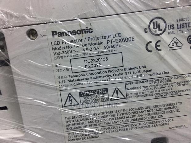 Panasonic Projector 6000lumens photo 4