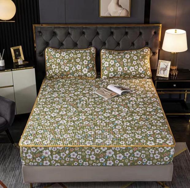 Mattress Cover With Pillow Cases (Double) · Photo 4