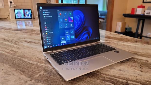 New Laptop HP EliteBook 840 G8 16GB Intel Core i7 SSD 512GB · Photo 4