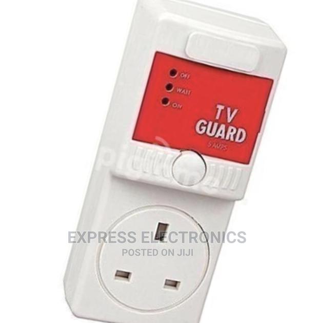 Tv Guard - 13 AMPS - White · Photo 2