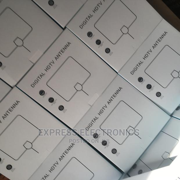 Digital Converter HDTV Indoor Antenna Amplifiers · Photo 2