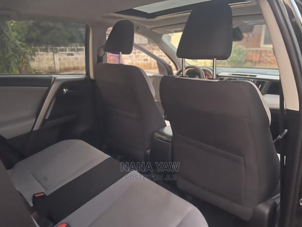 Toyota RAV4 XLE AWD (2.5L 4cyl 6A) 2017 Black