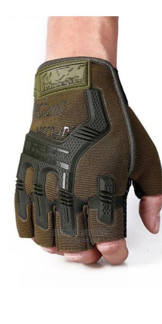 Nice Design Hand Gloves for Gym · Photo 3