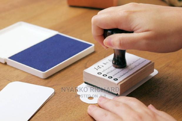 Wooden Stamp With Pad · Photo 2