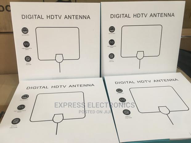 Output Level Indoor Antenna Signal Amplifier Digital · Photo 2