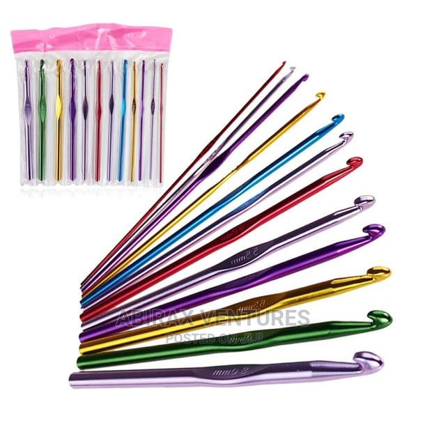 12 Pcs Aluminium Crochet Hook Set · Photo 3