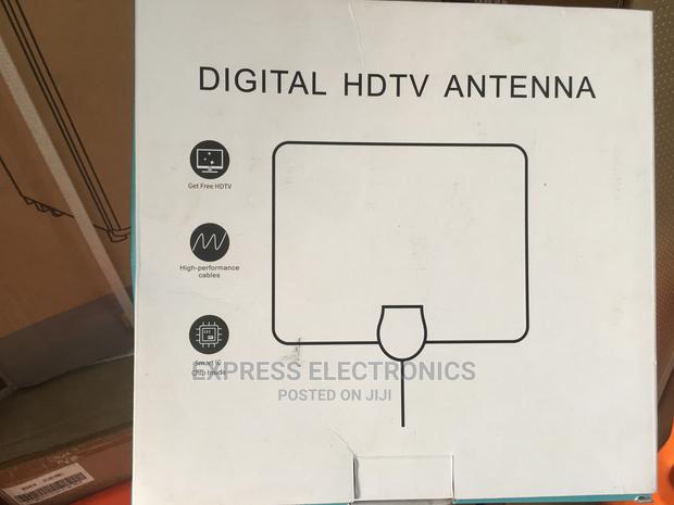 Digital HDTV Antenna Easy to Install Indoor Antenna · Photo 2