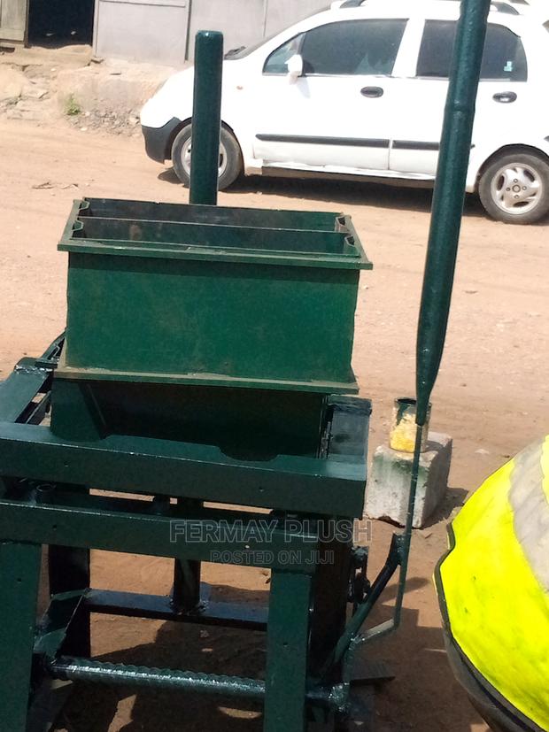 Easy to Function Small Block Machine for Sale in Ghana · Photo 2