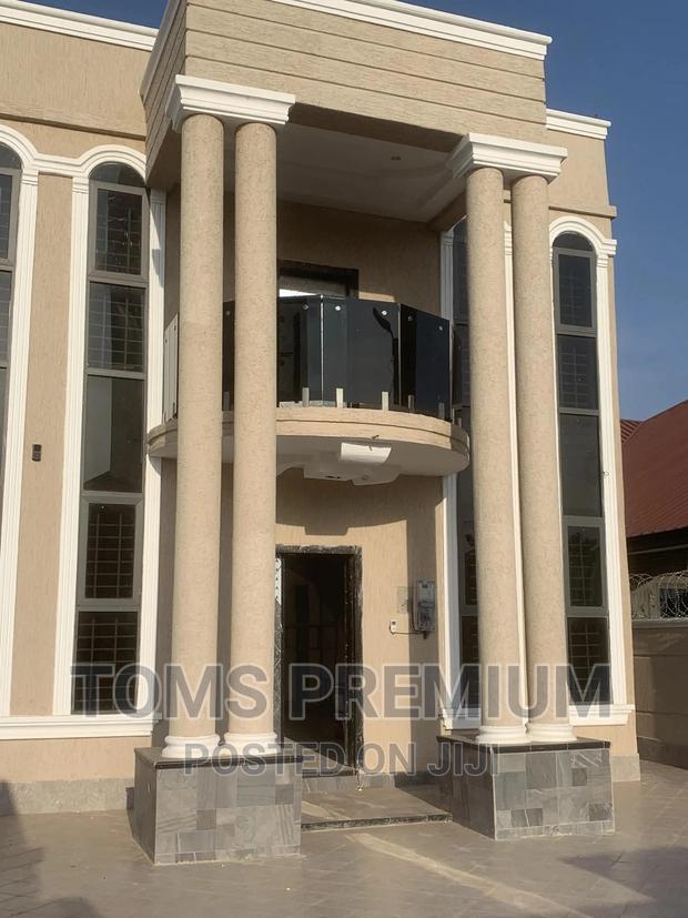 4bdrm Duplex in Legon Hills, Ashaley Botwe for Sale · Photo 4