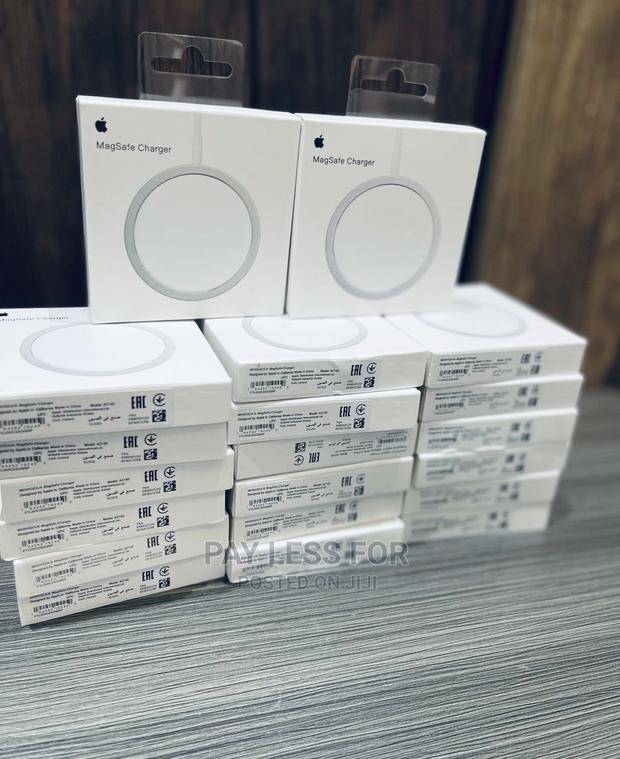 Apple Original Chargers · Photo 4