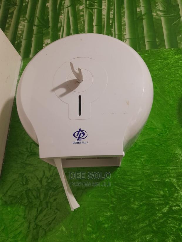 Jumbo T-Roll Dispenser · Photo 3