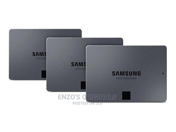 1tb Samsung 2.5inch Sata Ssd 870 Qvo Performance. · Photo 4