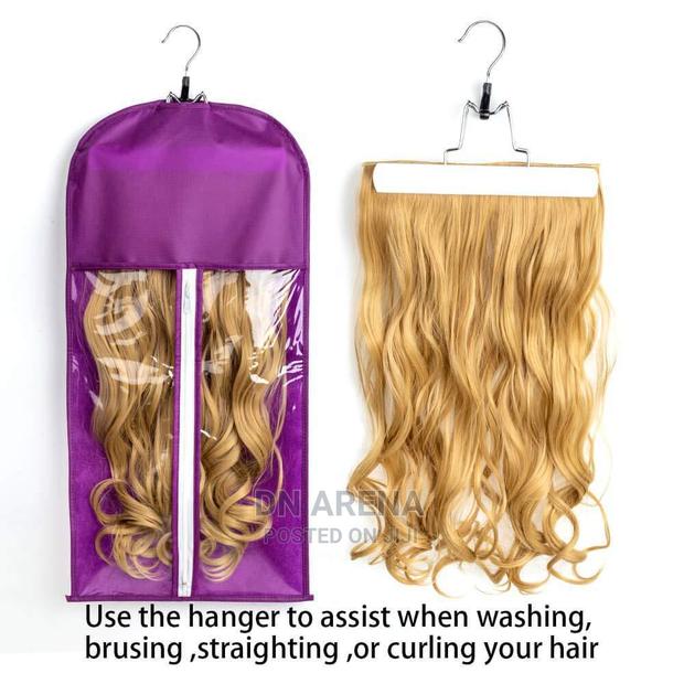 Wig Hangers · Photo 4