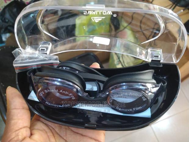 Swimming Pool Goggles · Photo 4