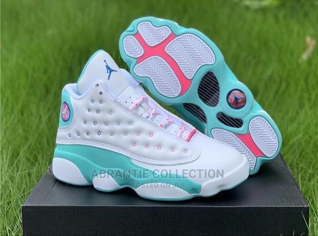 Air Jordan Retro 13 · Photo 3