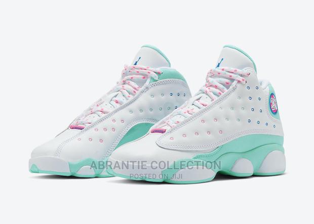 Air Jordan Retro 13 · Photo 4