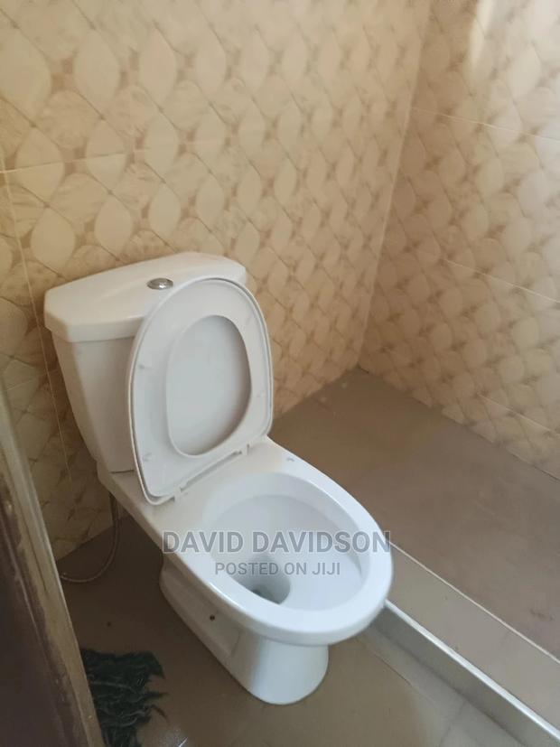 Mini Flat in Chamber And Hall, Tema Metropolitan for rent · Photo 4