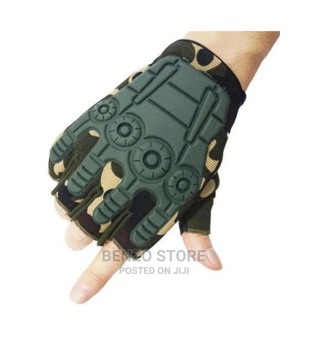 Quality Hand Gloves for Gym Guys and Despatch Riders · Photo 3