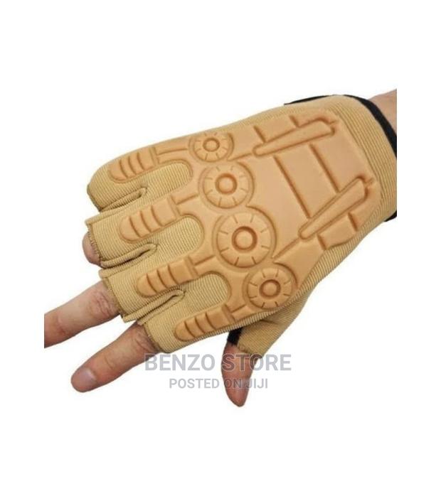 Quality Hand Gloves for Gym Guys and Despatch Riders · Photo 4