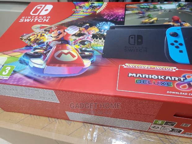 Nintendo Switch Normal photo 2