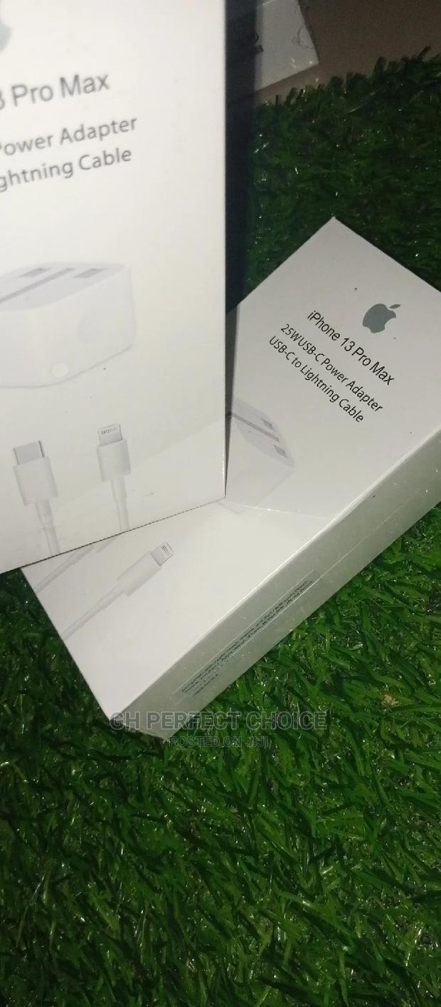 Buy the Highest Grade Type C iPhone Charger · Photo 1
