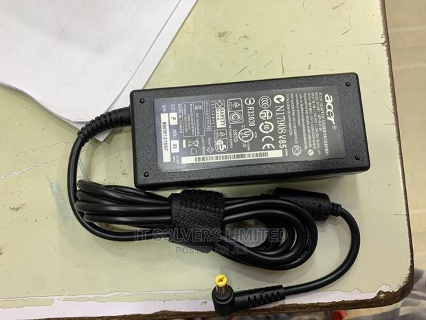 Acer Laptop 19v 3.42a Charger · Photo 2