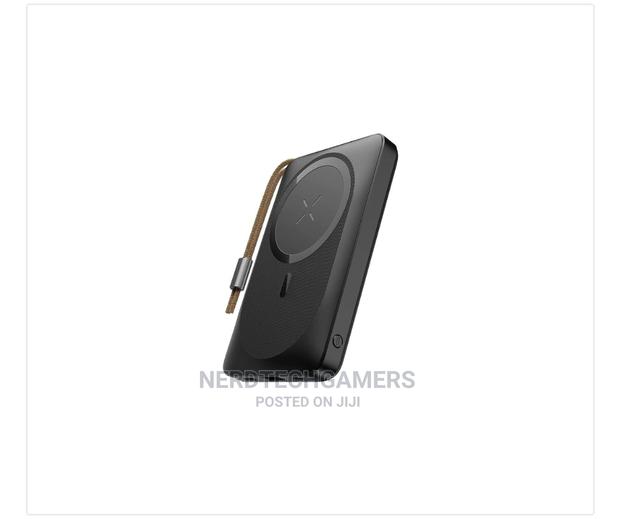 Ravpower 10000mah 15W Magnetic Wireless Power Bank · Photo 4