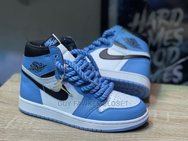 Air Jordan 1 Chunk Laces · Photo 3