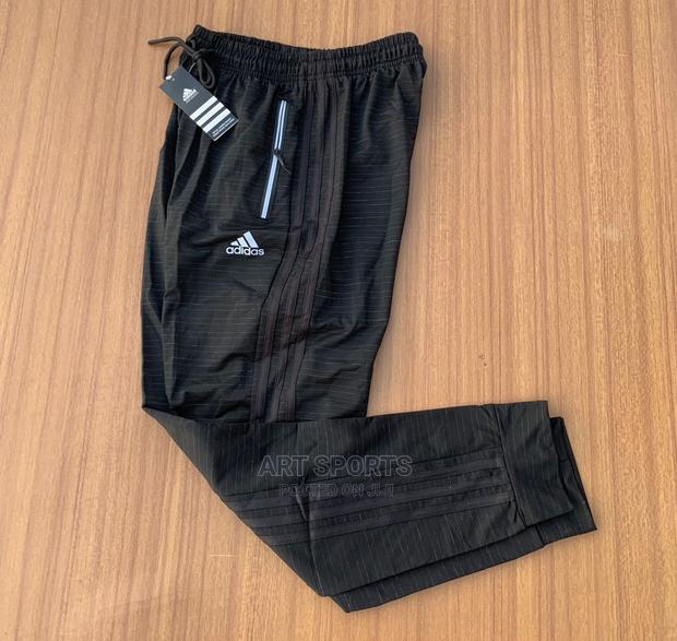 Adidas Jogger · Photo 4