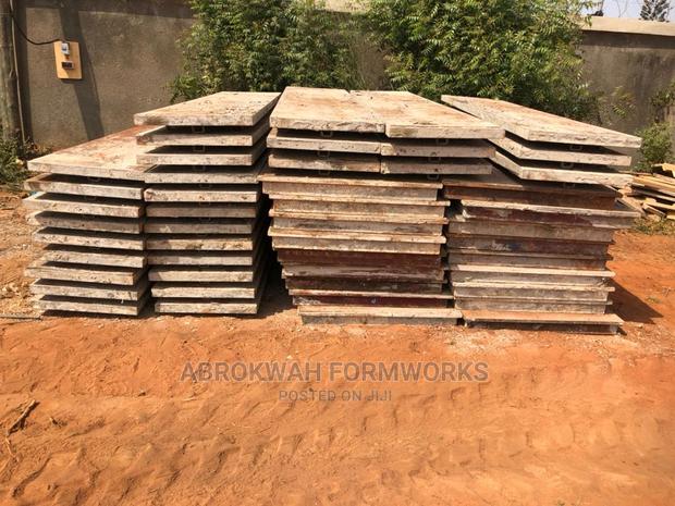 Formworks/Concret/Footings/Slabs/Lift/Gutter/Retaining Wall photo 2