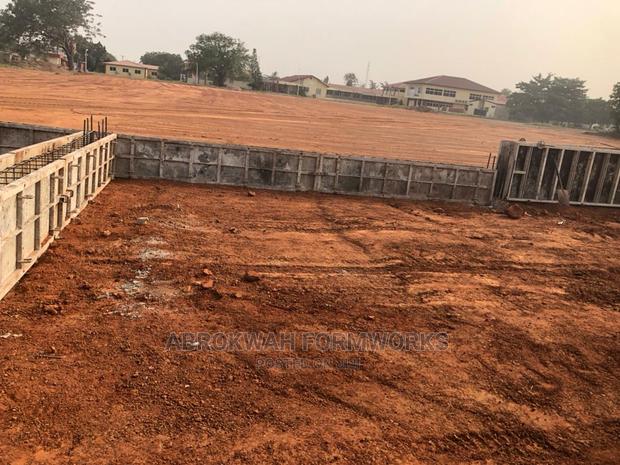 Formworks/Concret/Footings/Slabs/Lift/Gutter/Retaining Wall photo 5