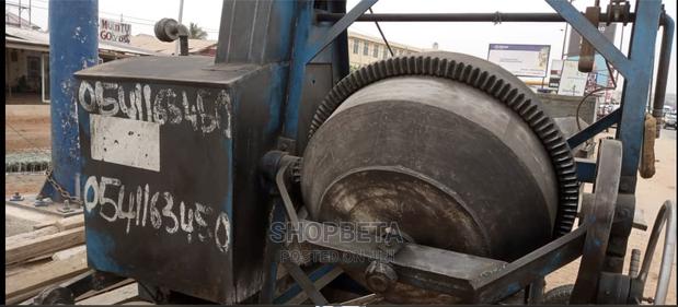 Strong Concrete Mixer · Photo 3