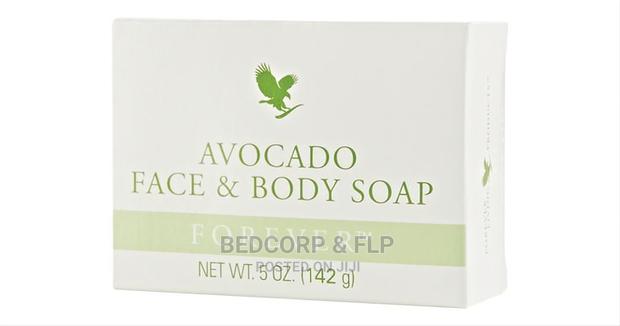 Avocado Body Soap Citrus Accent · Photo 1