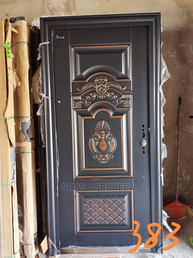 German Door · Photo 2