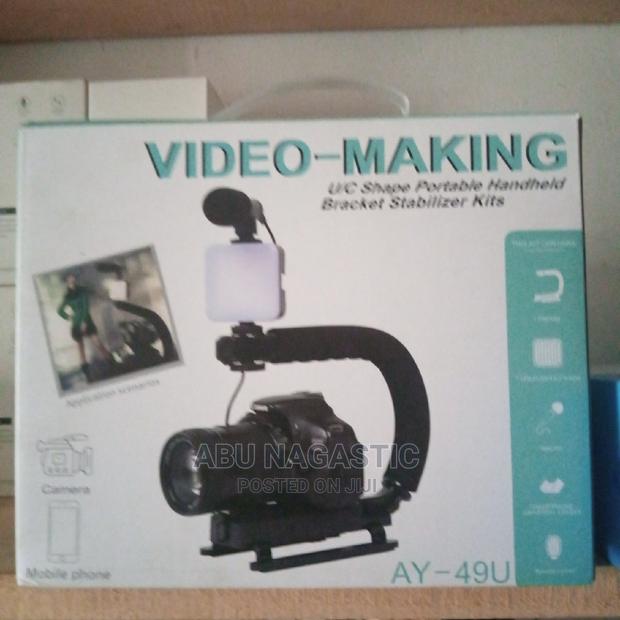 U/C Shaped Holder Grip Vlogging Video Handheld Stabilizer · Photo 3