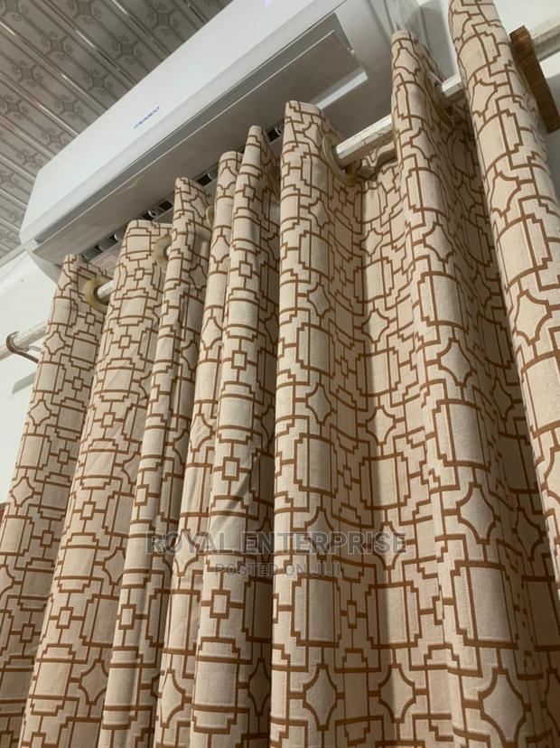 Original Window Curtains · Photo 2