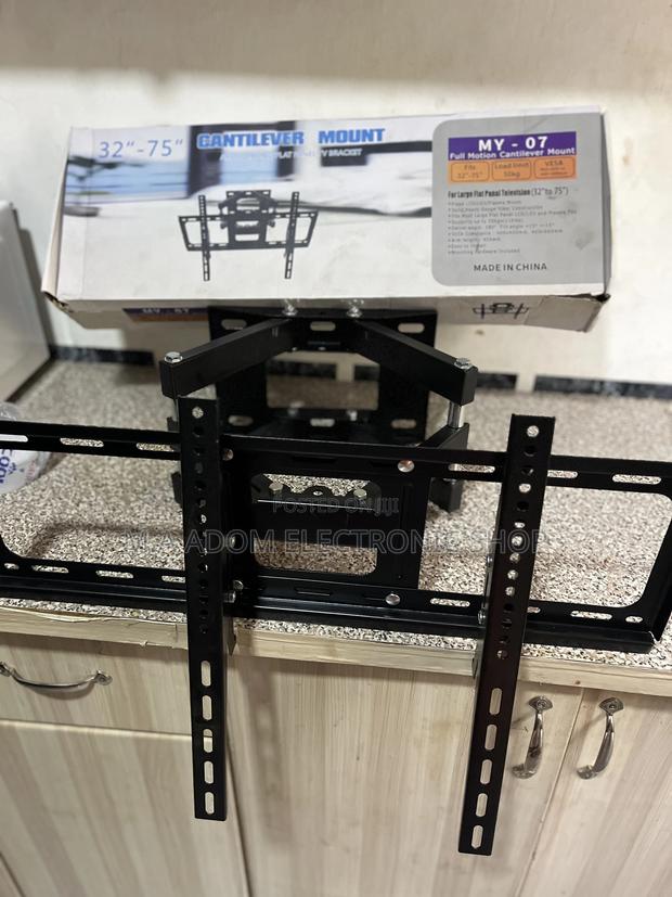 Suitable Fits Most Led Tvs 32”-70” · Photo 2