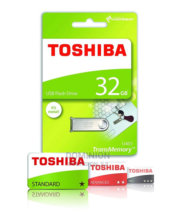 Toshiba 32gb Metallic Pendrive · Photo 2