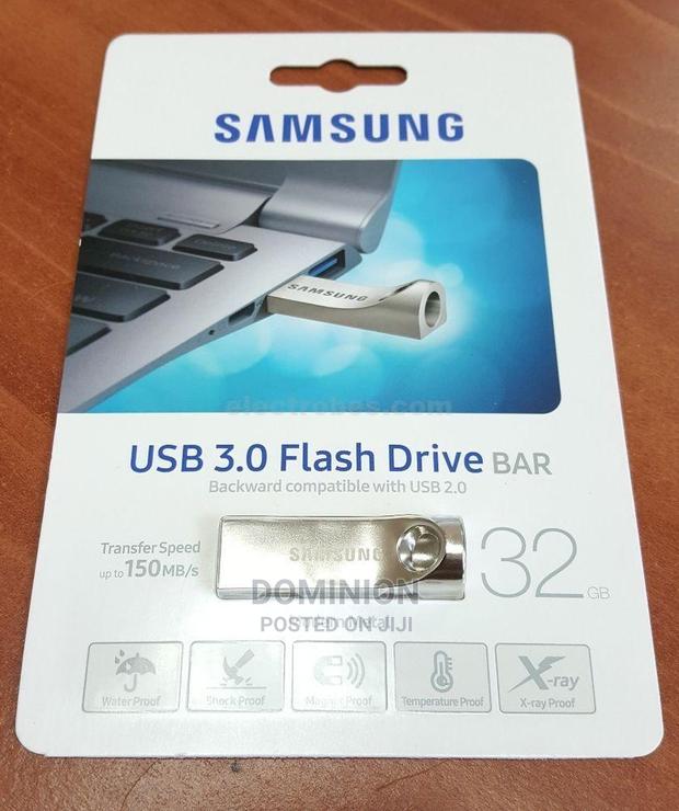 Samsung 32gb Pen Drive · Photo 2