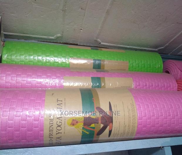 Think Yoga Mat · Photo 2
