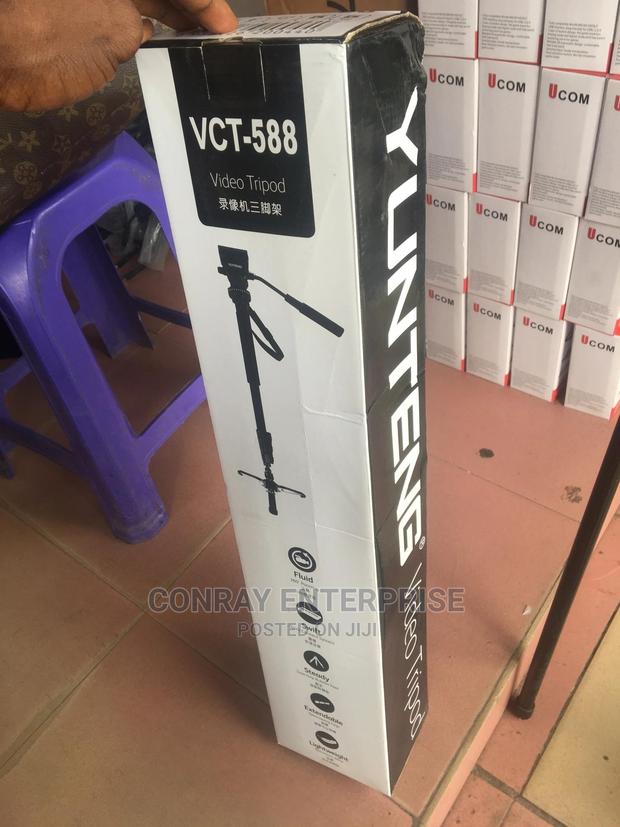 Monopod Camera Stand. · Photo 3