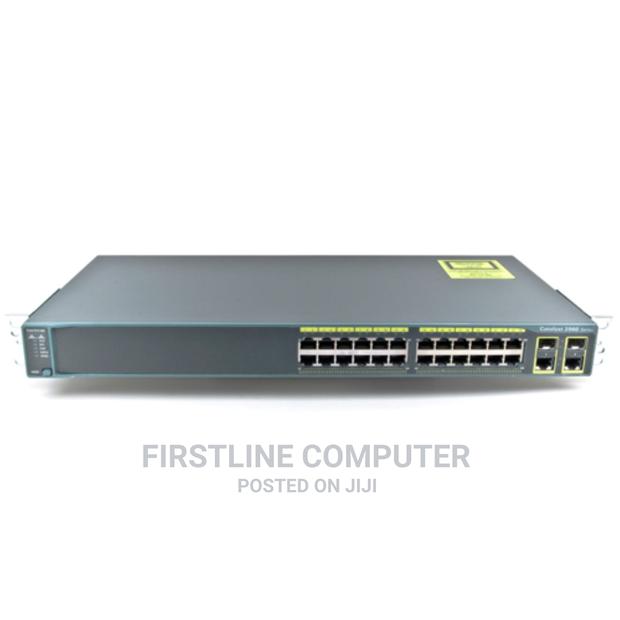 Cisco WS-C2960-24PC-L · Photo 4