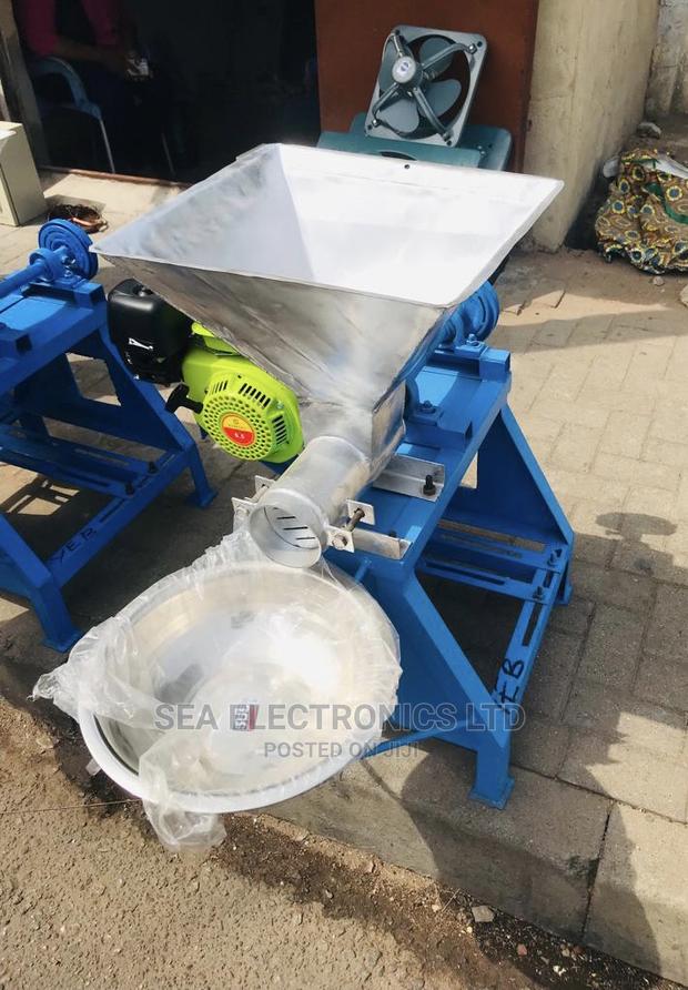 Fufu Pounding Machine Very Quality · Photo 2