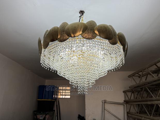 Chandeliers Available for Rent · Photo 3